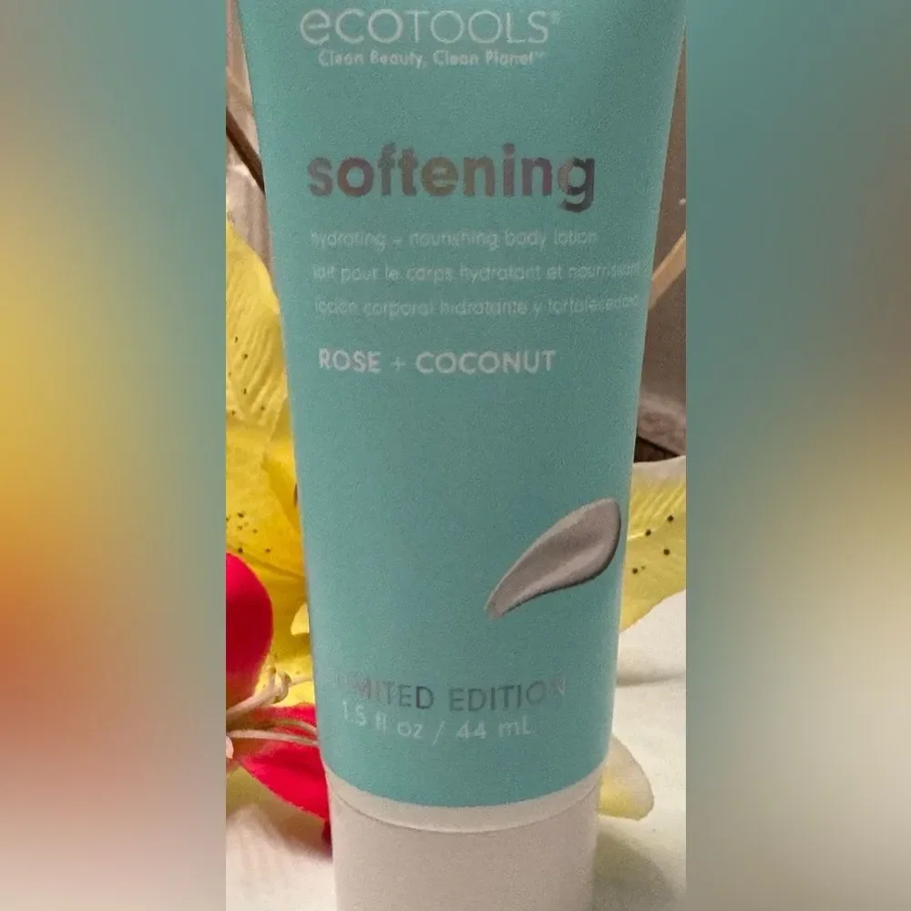 New! Never used! Limited Edition! Ecotools Hydrating & Nourishing Body Lotion!